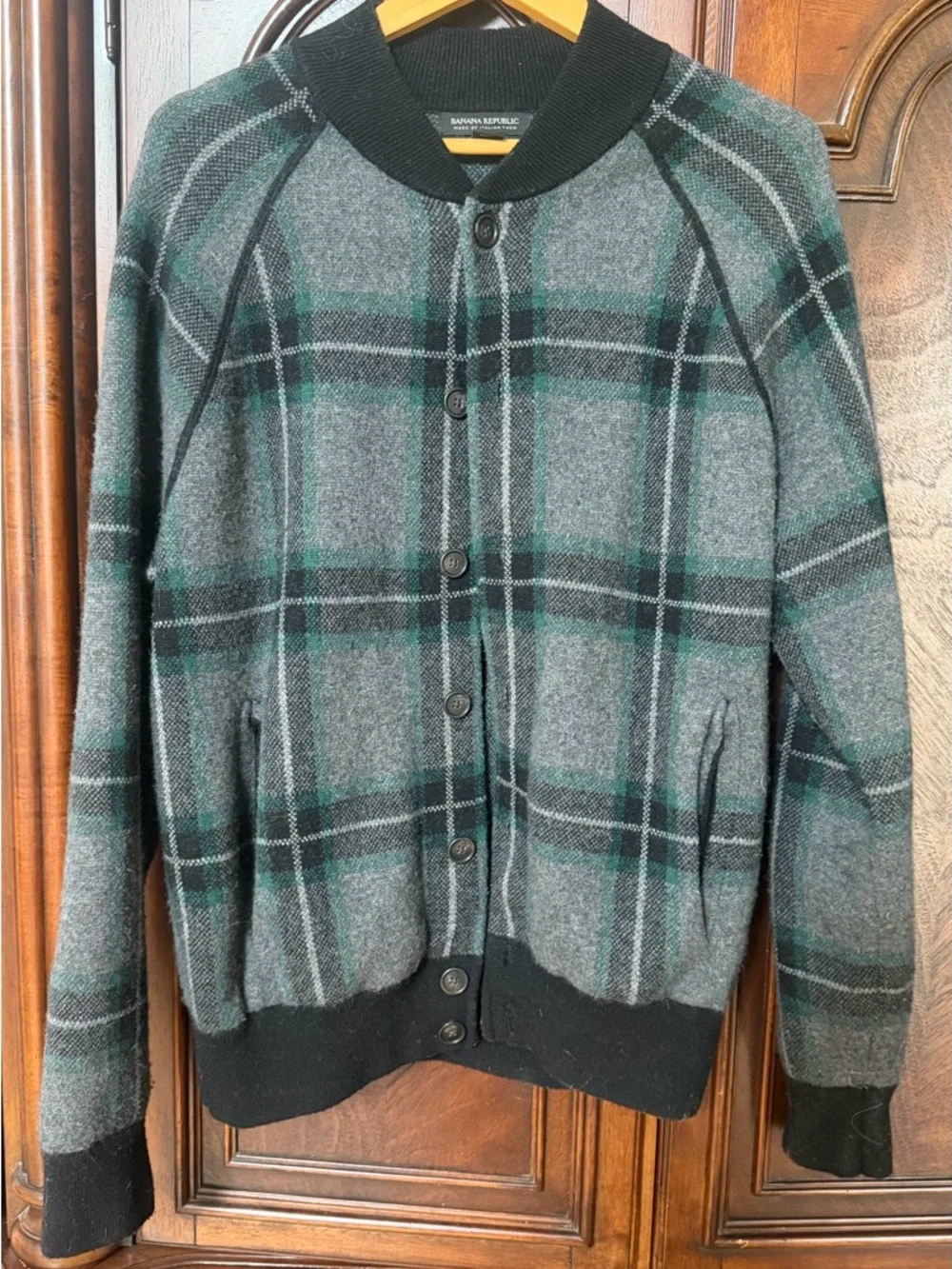 Banana Republic Gray & Green Plaid Button Cardigan